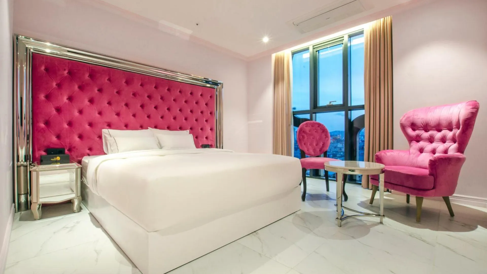 Hotel The Designers Premier Seongsu And Konkuk Univ Seul